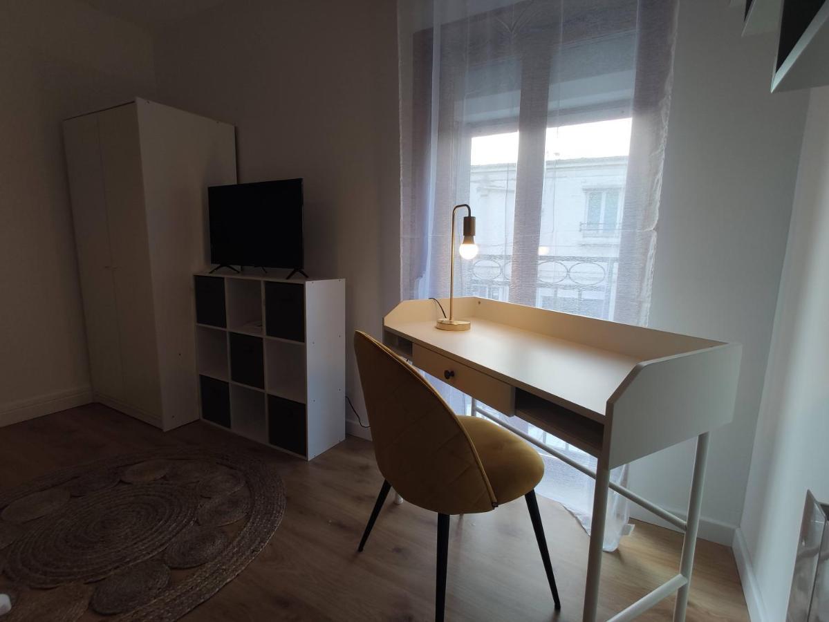 Residence Beaudelot Saint-Saulve Esterno foto