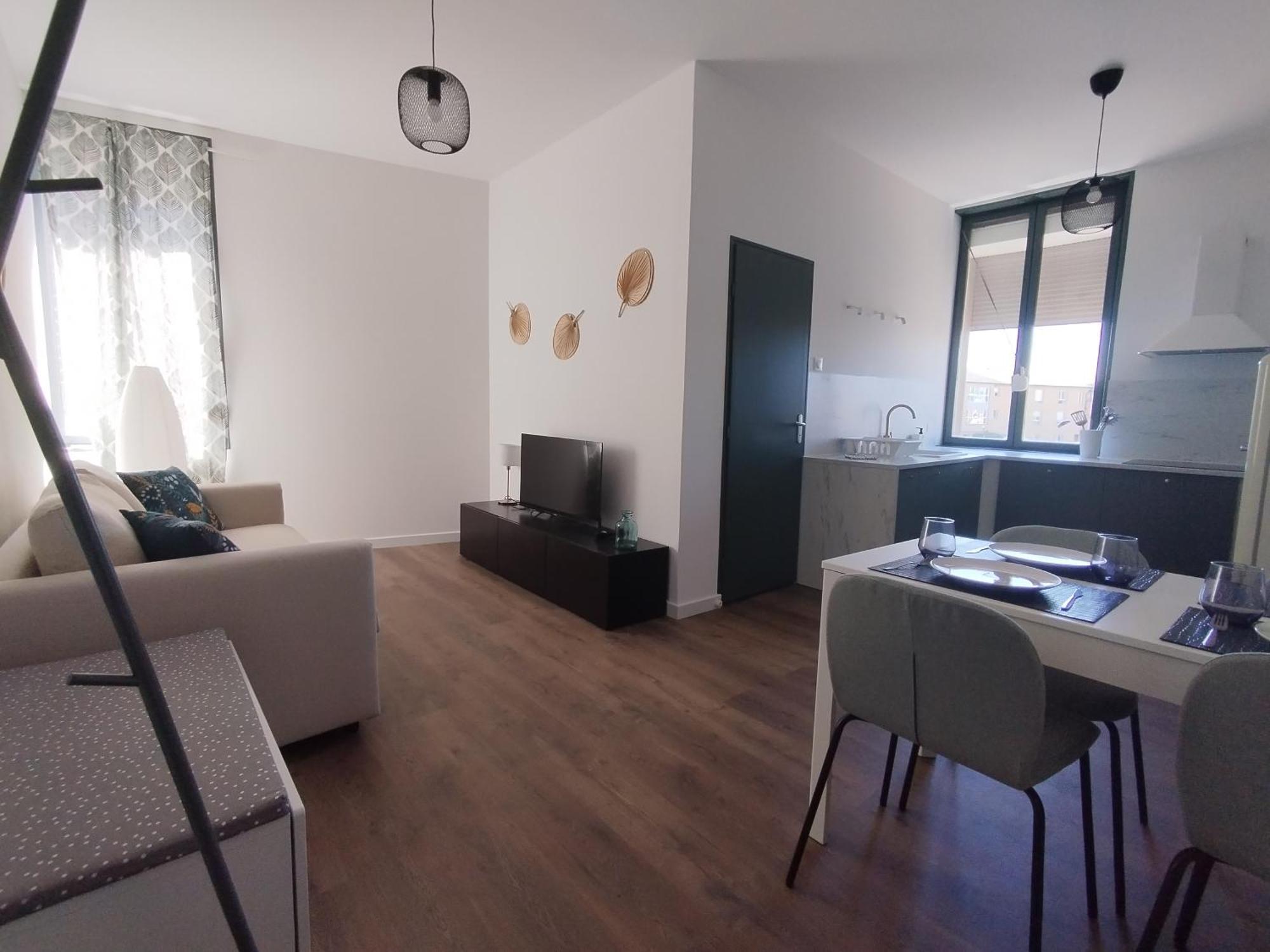 Residence Beaudelot Saint-Saulve Esterno foto